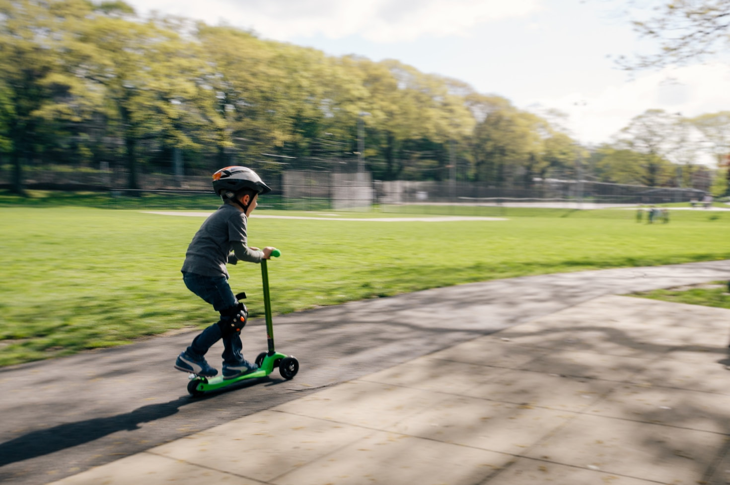 Decoding Aerodynamics in Modern Scooter Design